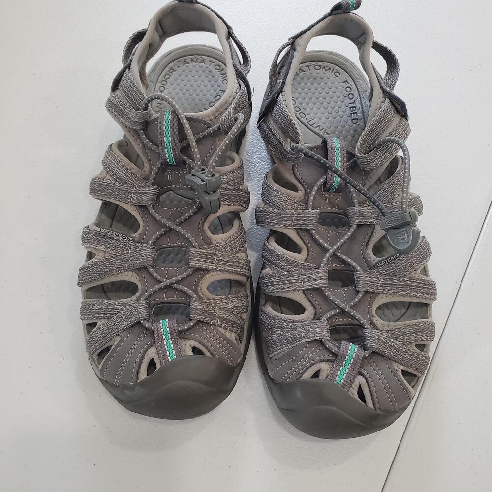 KEEN Whsper Sandals Womens Size 9.5 Gray Teal Water Hiking Closed Toe Shoes